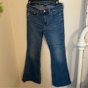 American Eagle bootcut jeans never worn. Size:6